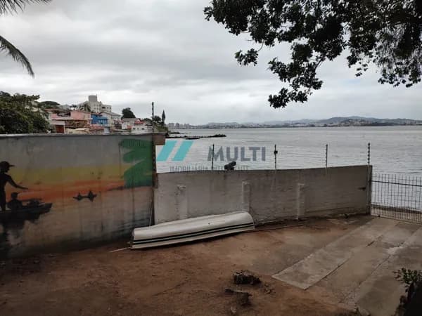Casa em São José - Centro