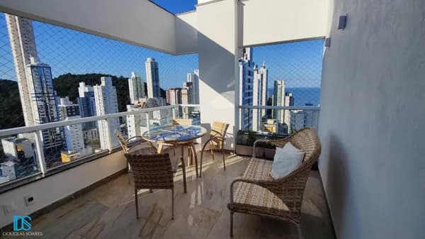 Excelente Cobertura Duplex no Bairro Pioneiros!