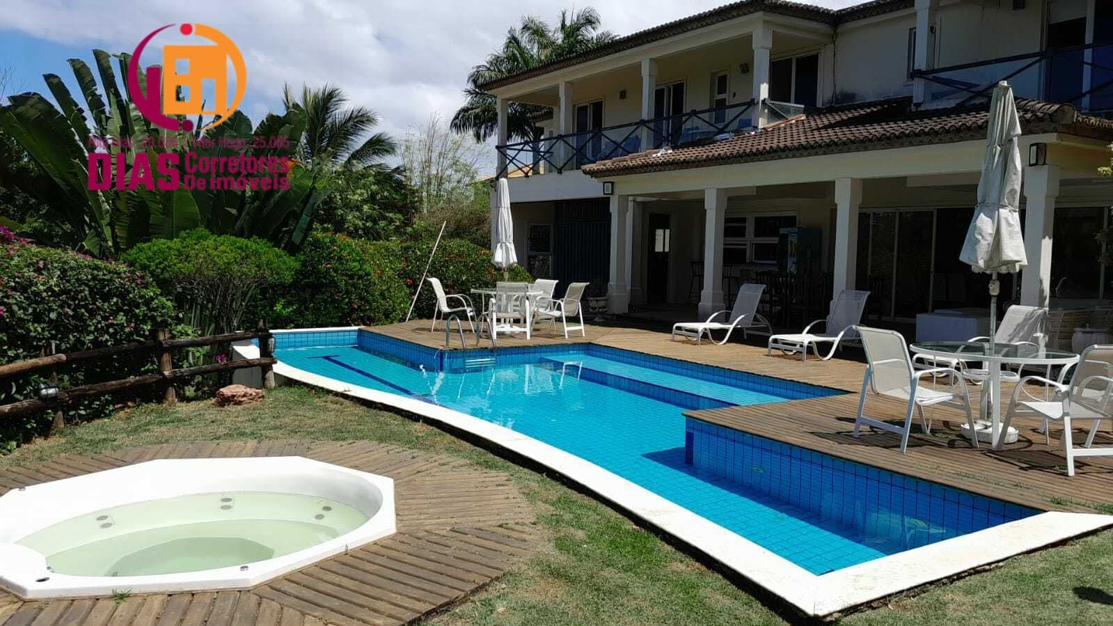 Alugo Casa com 1.100m2 vista mar de Alto Padrão em Patamares dentro de condomínio fechado com 5/4, suítes , piscina particular, varandas, mobiliada ou a combinar