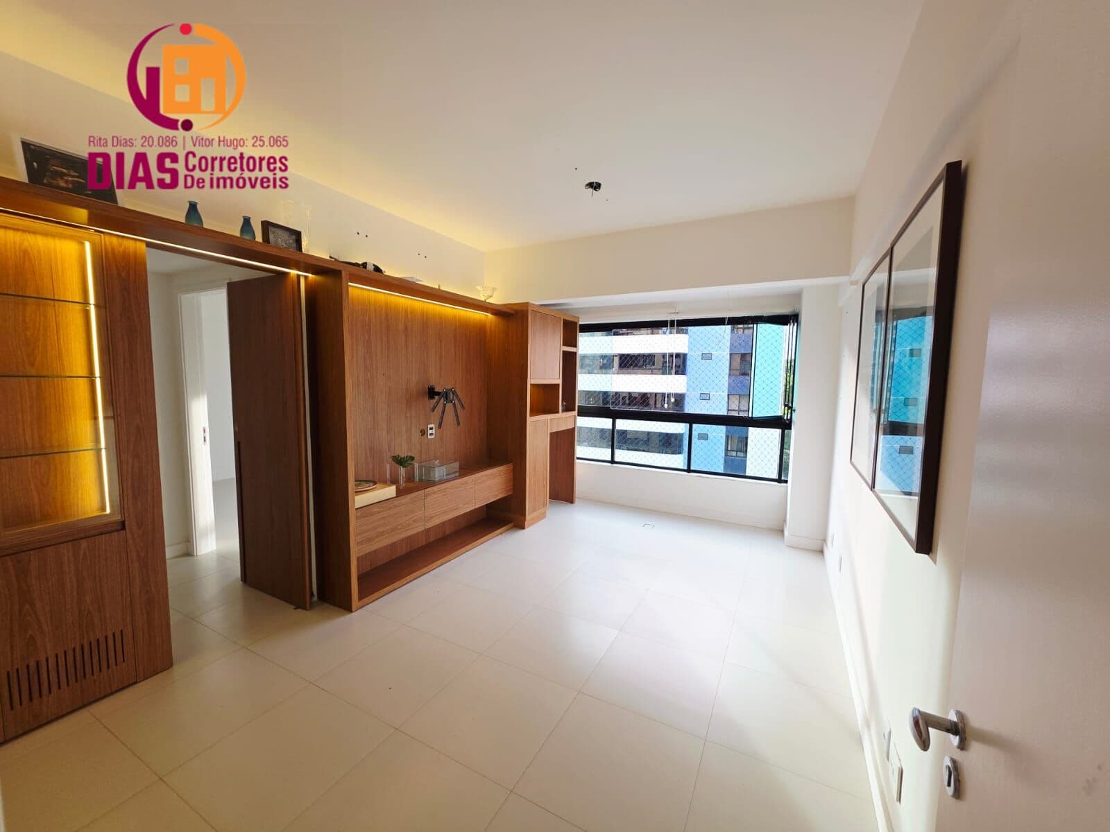 Apartamento 2/4 sendo 2 suítes à venda na Pituba, Salvador/BA