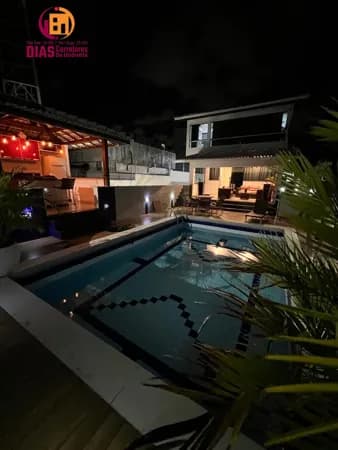 Vendo em Super Oportunidade Casa com 570m2 com piscina privativa espaço gourmet, 4/4 suítes, garagem - Placafor - Salvador/Ba.