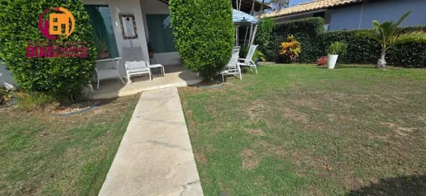Vendo Casa Térrea reformada em condomínio com 759 m2 de área total e 390m2 de área construída, varanda, jardim, 3/4, 2 suítes- 2 apartamentos anexos, área verde - Portão- Lauro de Freitas/Ba