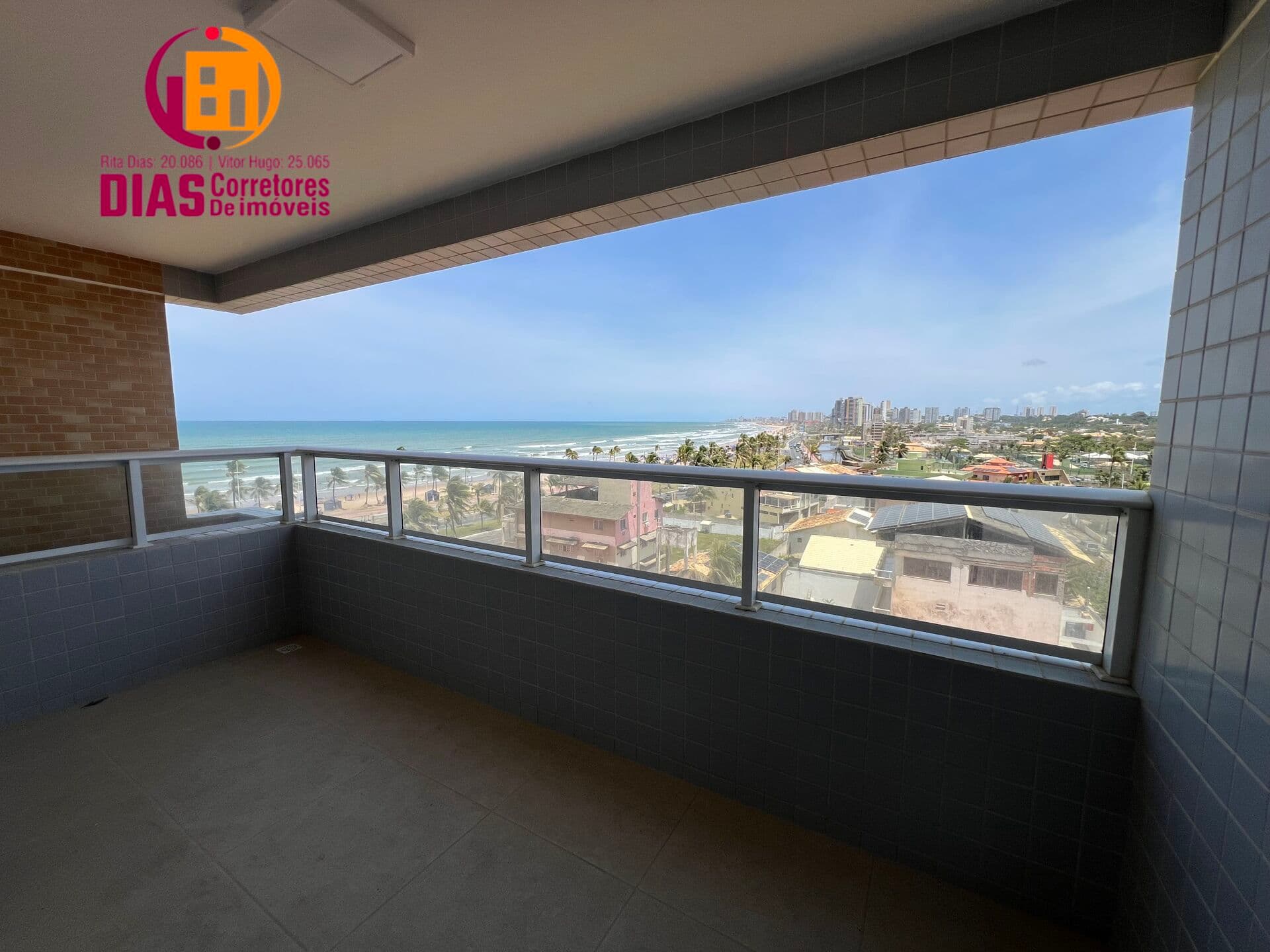 Vendo apartamento com 65m² com armários e ar, varanda panorâmica para mar. 2/4.2 vagas- Piatâ - Salvador /Ba.