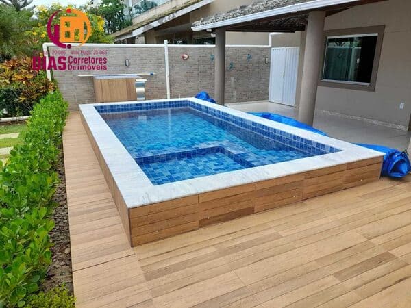 Vendo Casa com 4/4, sendo 3 suítes completas com piscina particular, espaço gourmet em condomínio com total infraestrutura: Picina, Academia, lagoa e outros