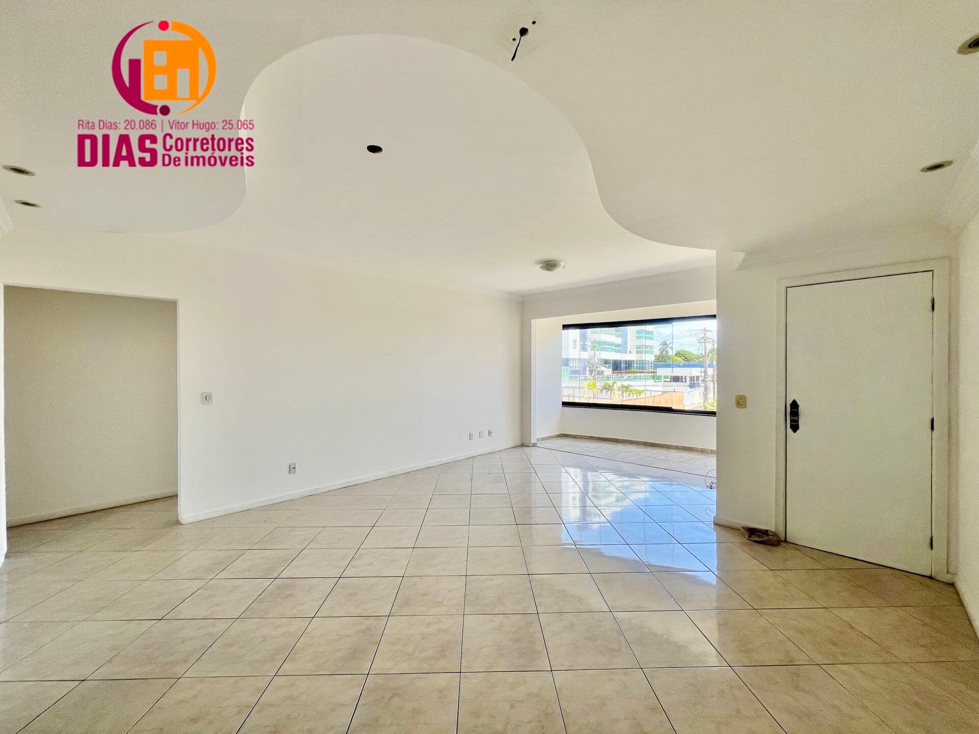 Apartamento Cobertura Duplex em Pitangueiras, Lauro de Freitas/BA