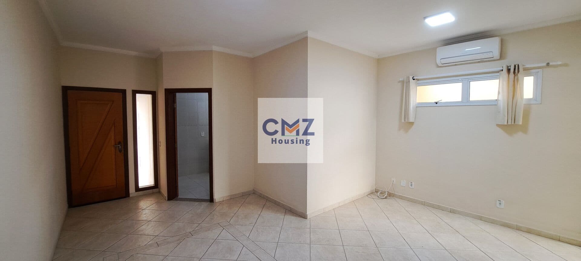 Casa no condomínio Portal das Acácias, com 2 dorm., 1 suíte, sala 2 ambientes, banheiro, cozinha, lavanderia, 2 vagas de garagem