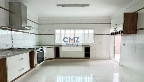 Casa para aluguel com 3 dormitório, 1 suíte, 4 vagas de garagem no bairro Jardim Bela Vista, Indaiatuba/SP