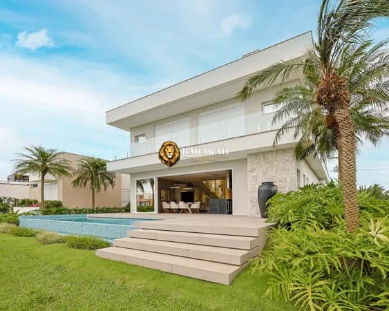 Casa à venda no bairro Centenário - Torres/RS