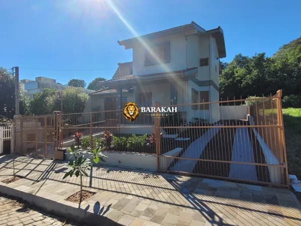 Casa à venda no bairro Campestre - Lajeado/RS