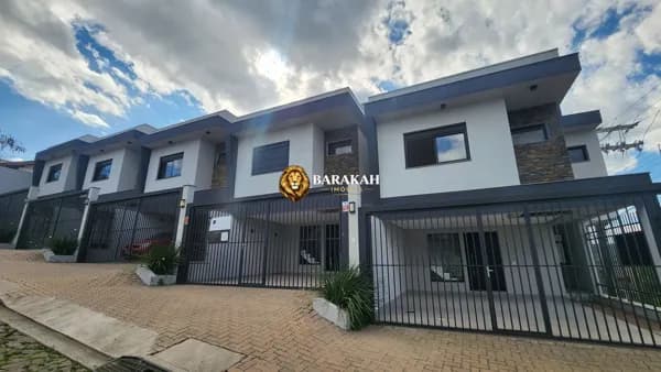 Casa à venda no bairro Petrópolis - Novo Hamburgo/RS