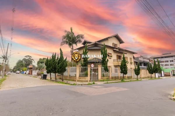 Casa em Cachoeirinha - Vila Eunice Nova