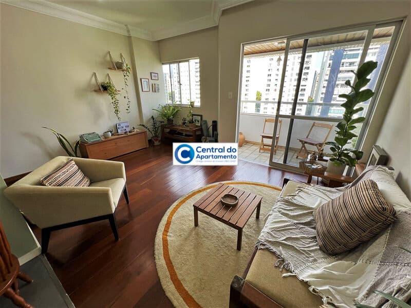 Apartamento com 2/4 com ar, suíte, piscina, Graça, carnaval de Salvador-BA