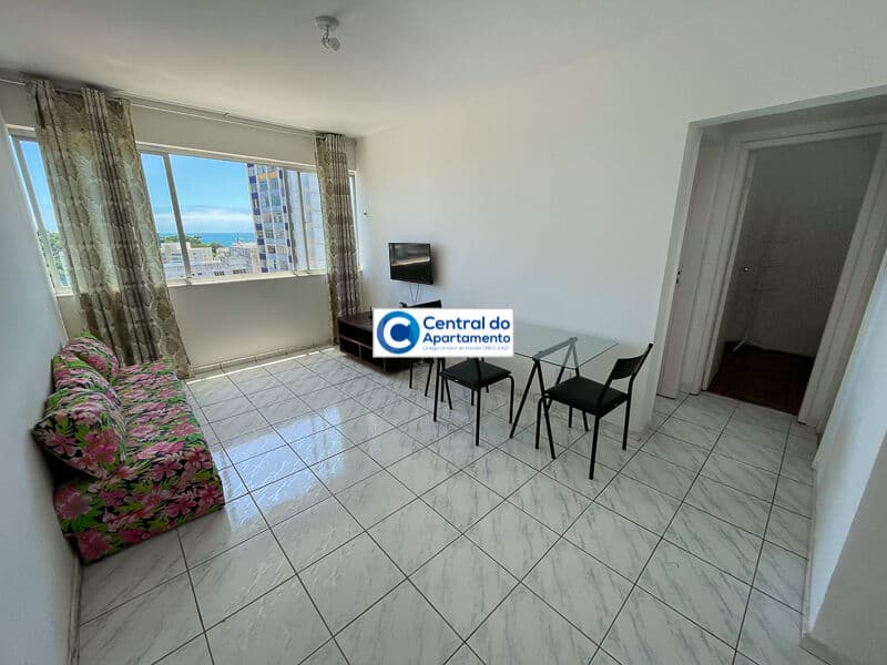 Apartamento com 2 quartos, nascente, elevador, Barra, Salvador-BA