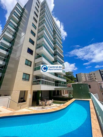 Apartamento com 2/4 com ar, piscina, varandão, Barra, Carnaval de Salvador-BA