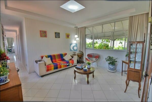 Apartamento 3/4, suíte, ar condicionado, Ondina, camarote Salvador