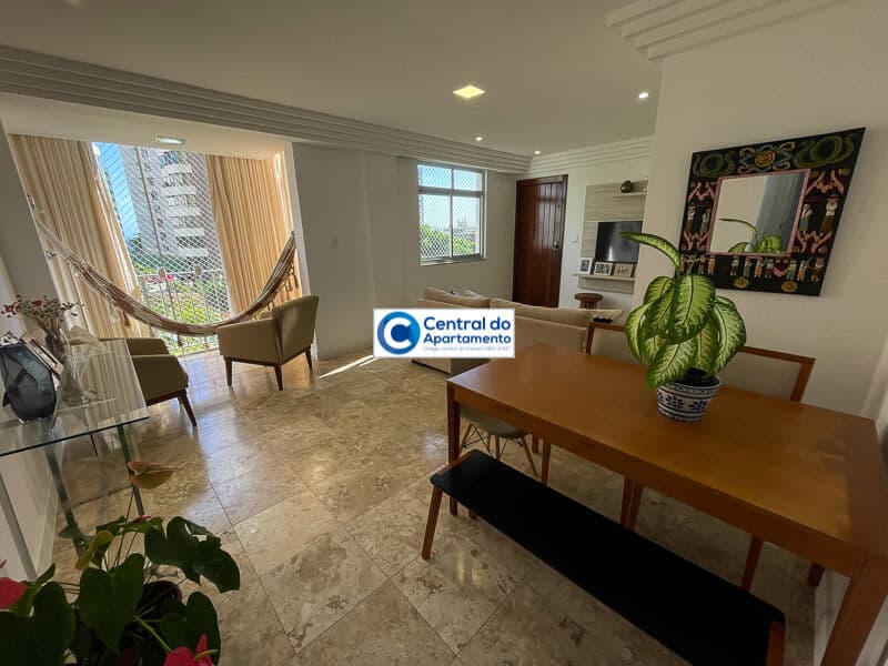 Apartamento 2/4, suíte, varanda, ar, próximo camarotes, carnaval de Salvador