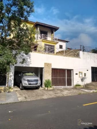 Casa à Venda no Bairro Vila Verde