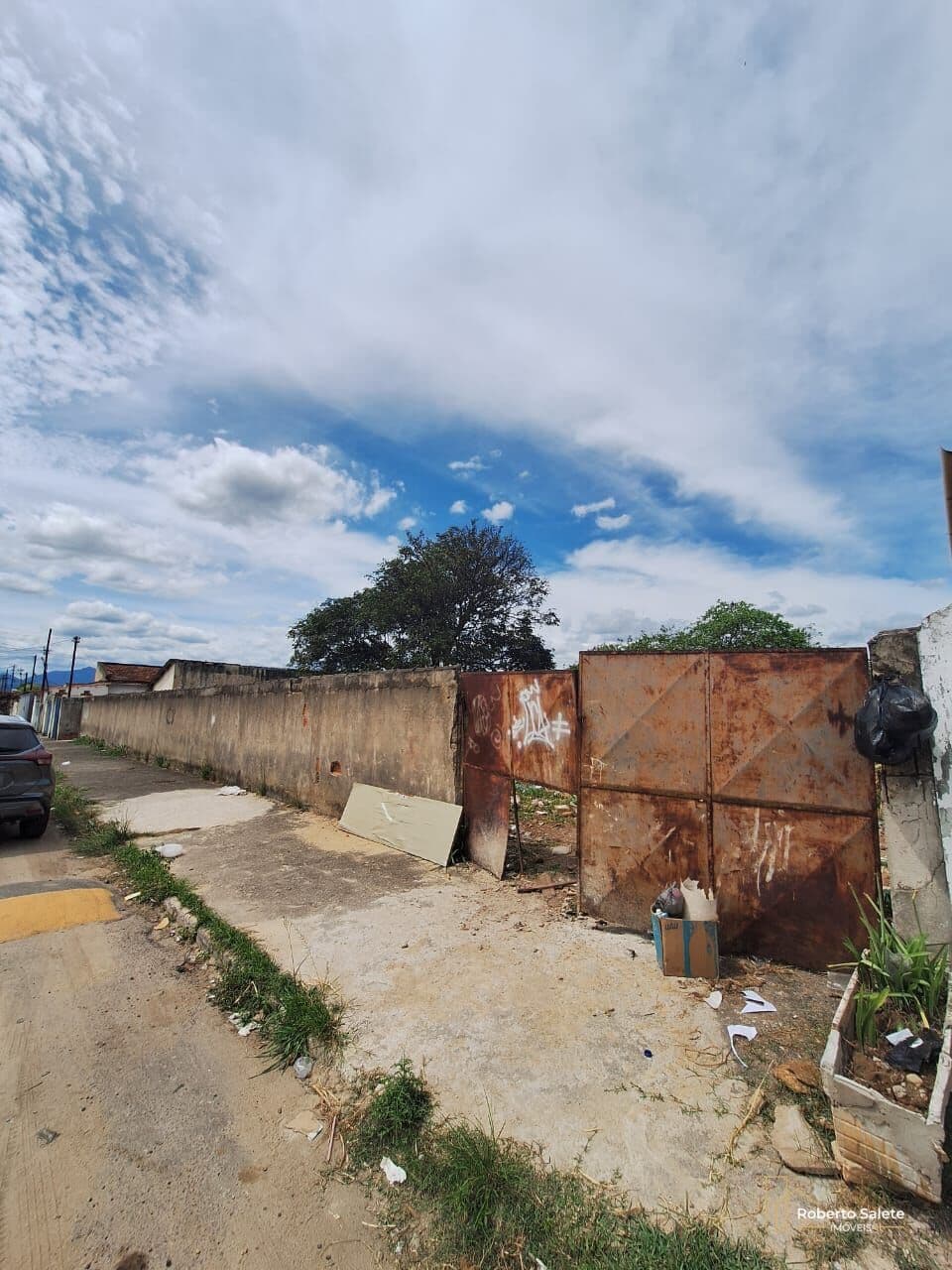 Terreno amplo e plano - Itapuca Resende