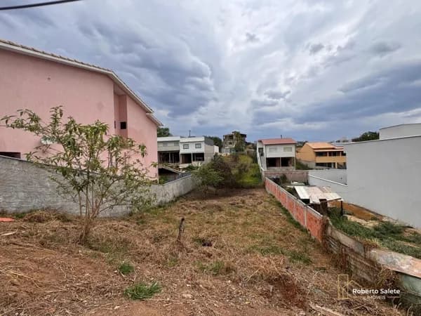 Terreno à Venda no Bairro Ipiranga 1