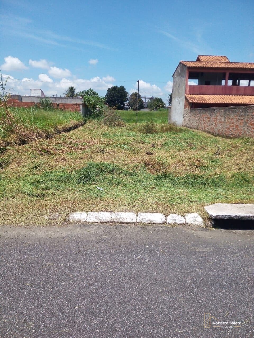 Terreno à Venda no Village Porto Real