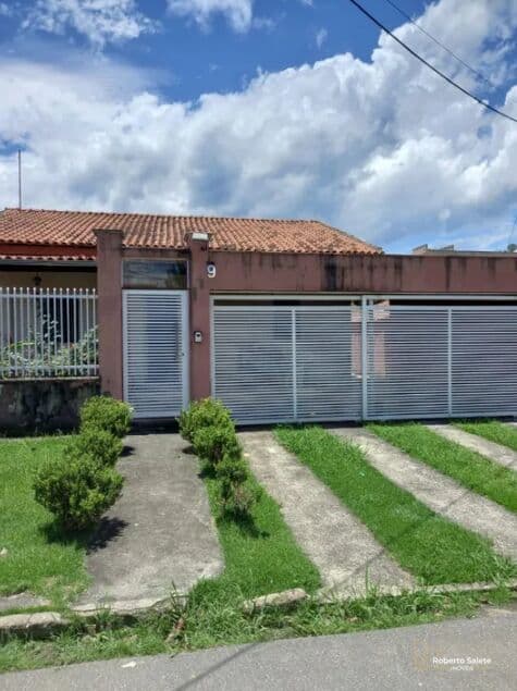 Linda Casa à Venda em Itatiaia