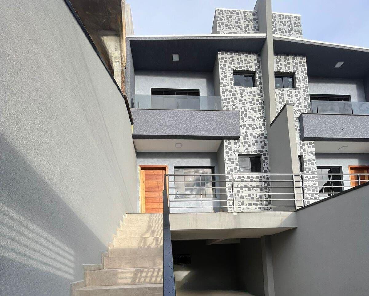 Triplex em Uvaranas