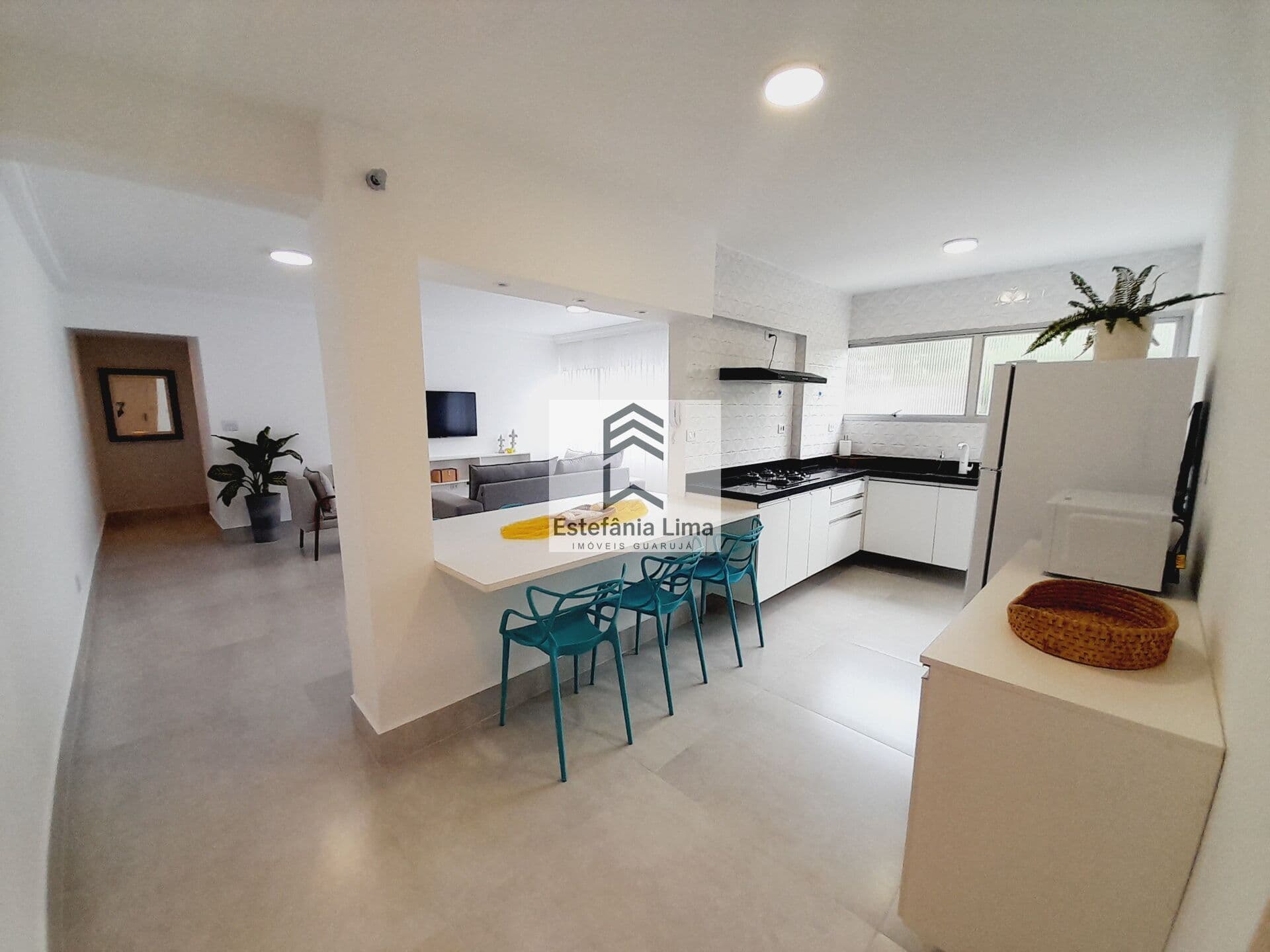 Apartamento Reformado nas Astúrias 3 Dormitórios sendo 2 Suítes