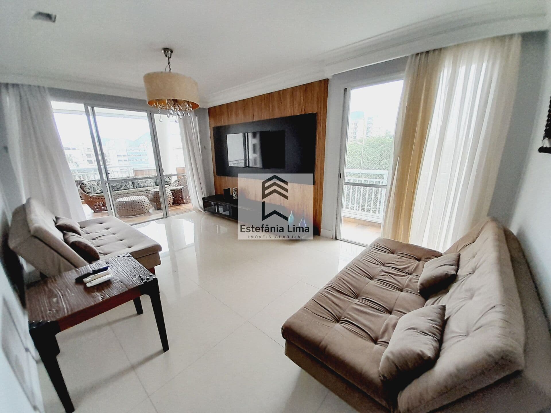 Lindo Apartamento Reformado em Astúrias!!! 3 Dormitórios