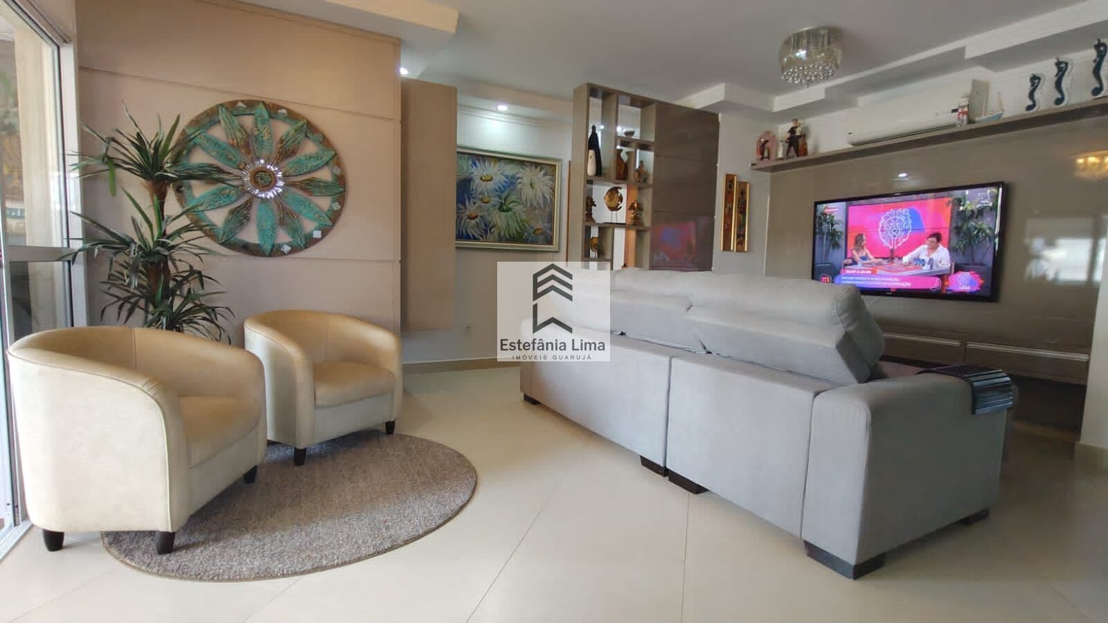 Apartamento Alto Padrão na Enseada com Varanda Gourmet