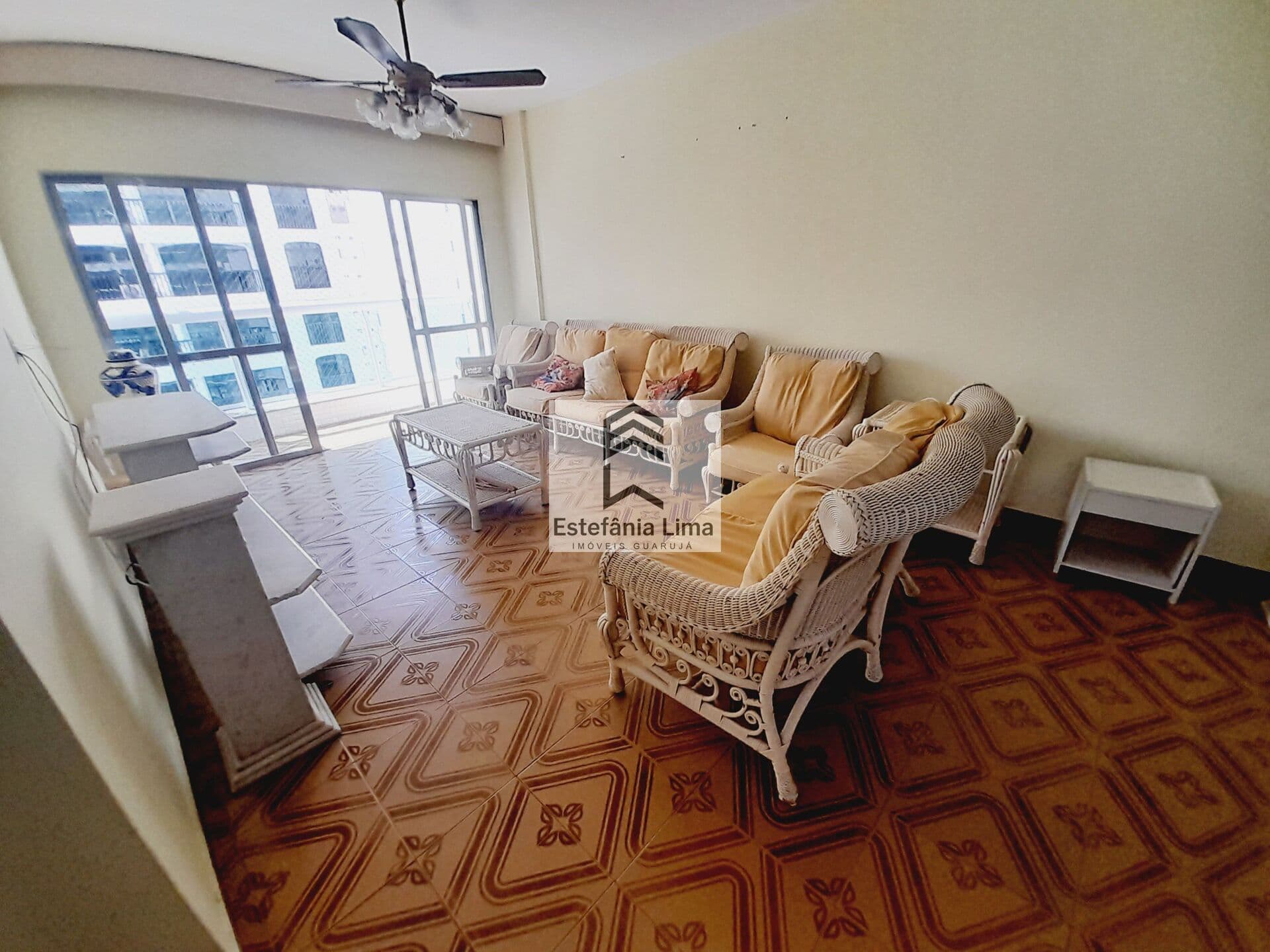 Apartamento em Pitangueiras 3 Dormitórios sendo 1 Suíte!!! Vista ao Mar
