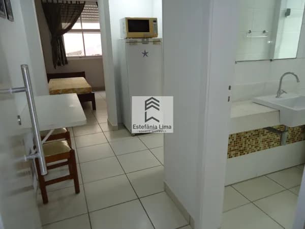 Kitnet em Pitangueiras 50 metros da Praia