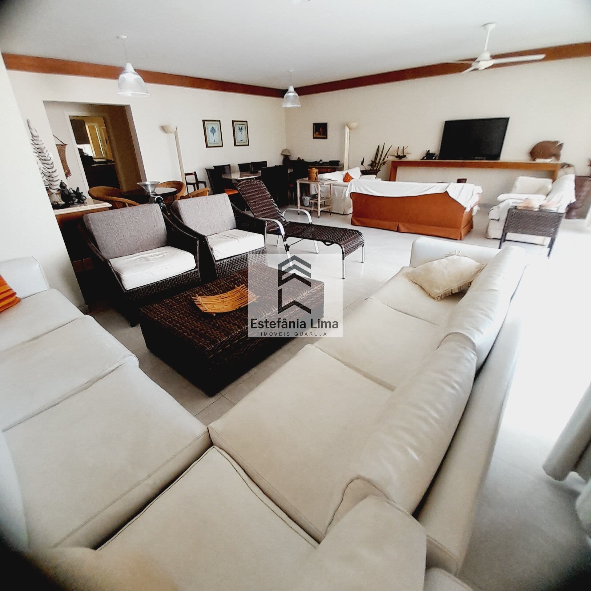 Apartamento Alto Padrão em Pitangueiras!!! Vista ao Mar