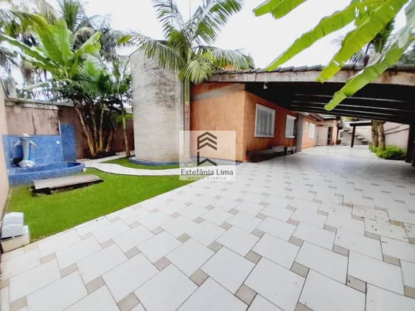Casa Térrea Bem Charmosa na Praia de Pernambuco
