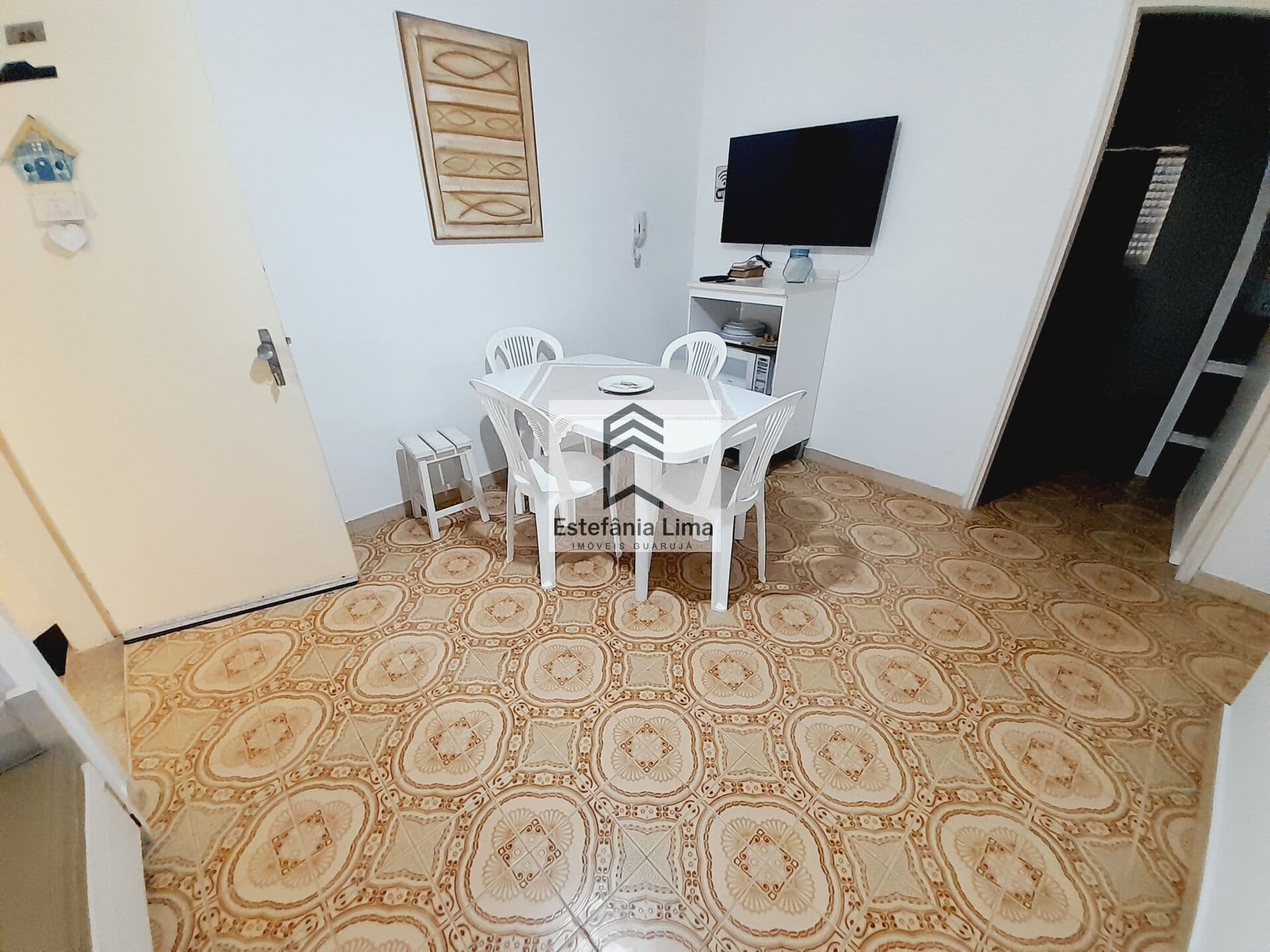 Apartamento 100 metros do Mar em Pitangueiras!!! 2 Dormitórios