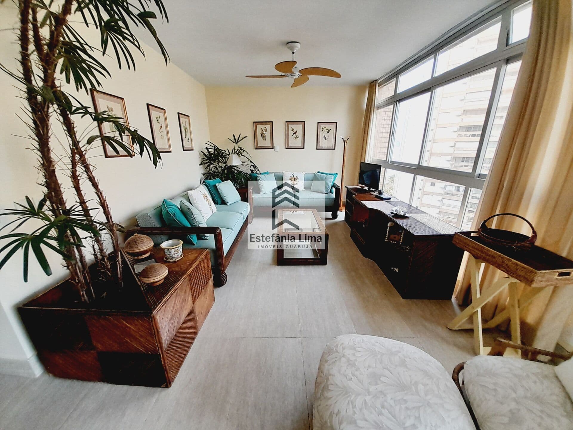 Apartamento Vista ao Mar em Pitangueiras 3 Dormitórios