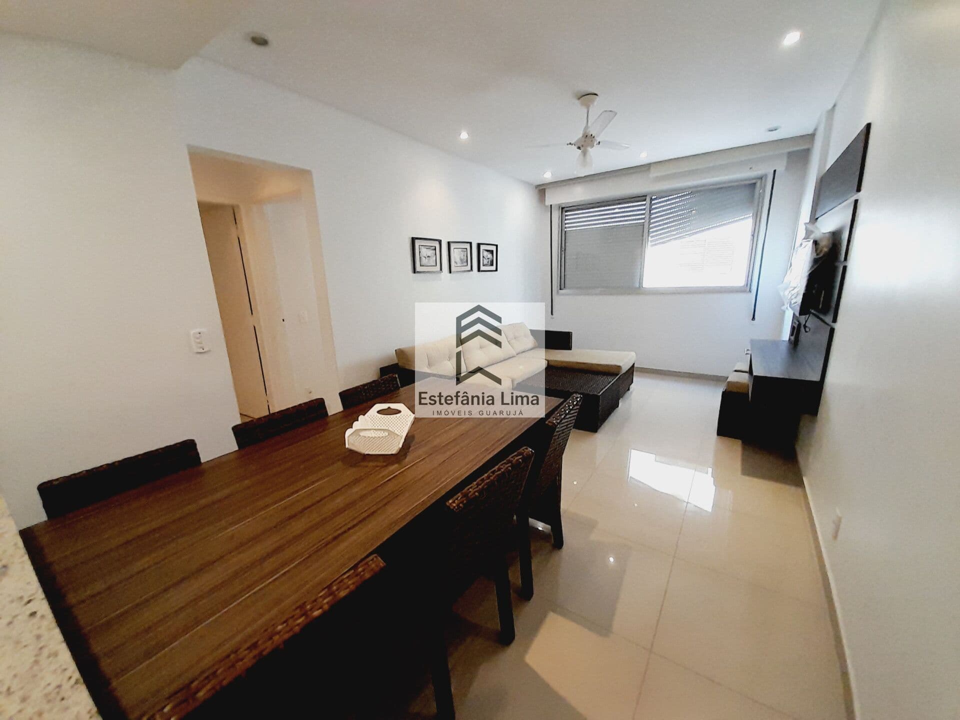 Apartamento Reformado em Pitangueiras!!! 2 Dormitórios
