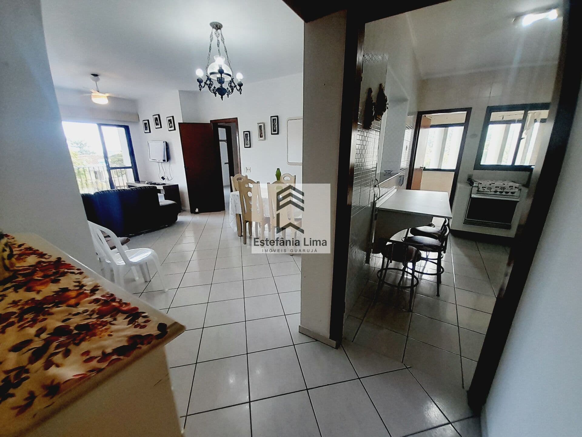 Apartamento na Praia do Tombo 2 Dormitórios - Prédio com Lazer