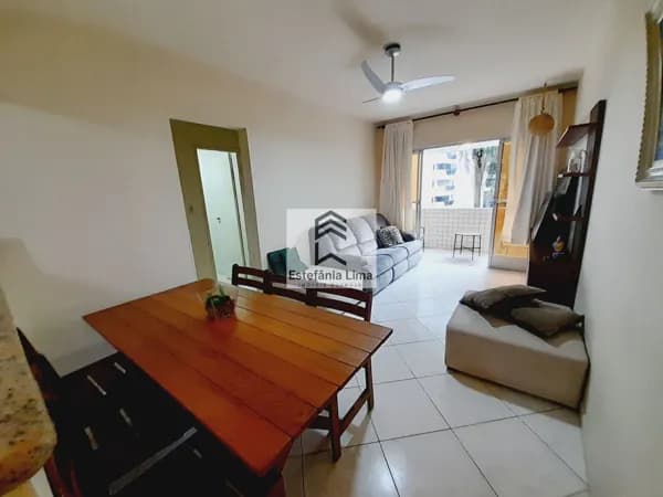 Apartamento 2 Dormitórios!!! 200 metros da Praia