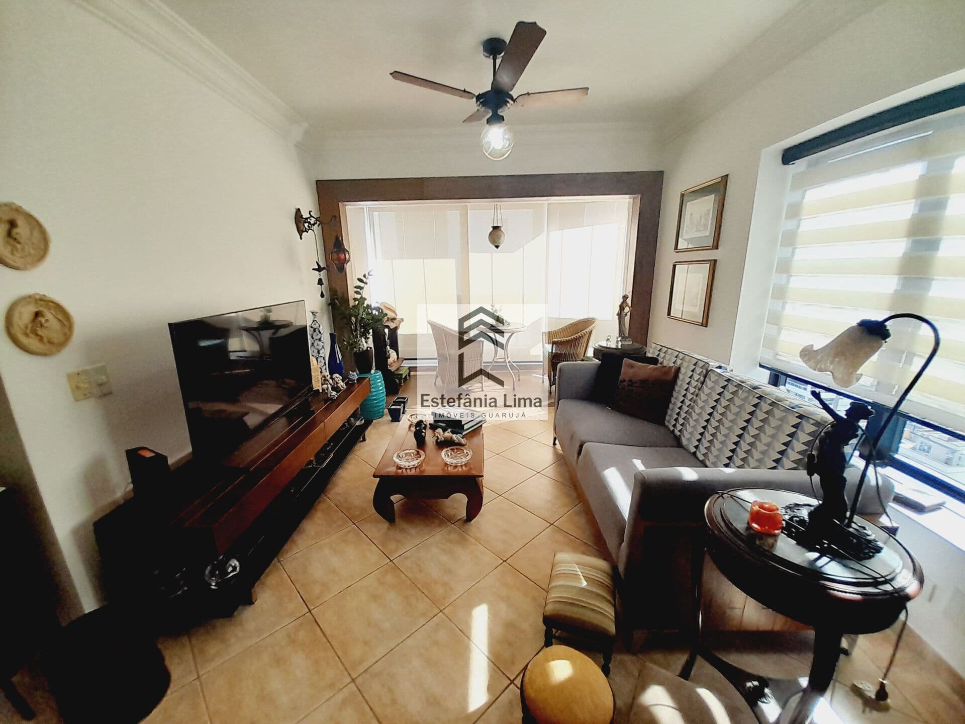 Apartamento Reformado em Pitangueiras 3 Dormitórios sendo 1 Suíte