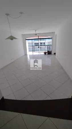 Apartamento em Pitangueiras!!! Vista ao Mar