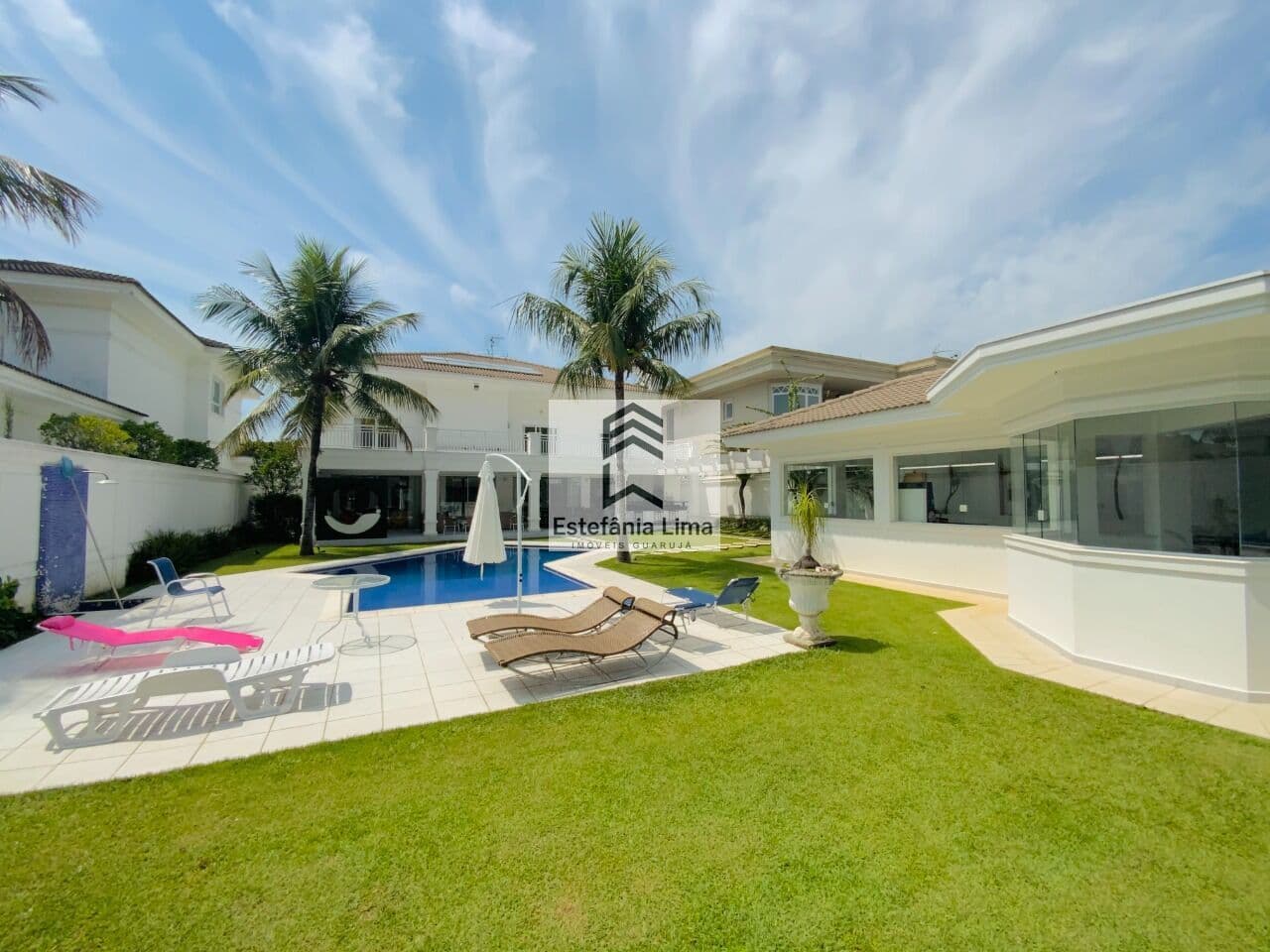 Casa Luxuosa no Jardim Acapulco!!! 6 Suítes