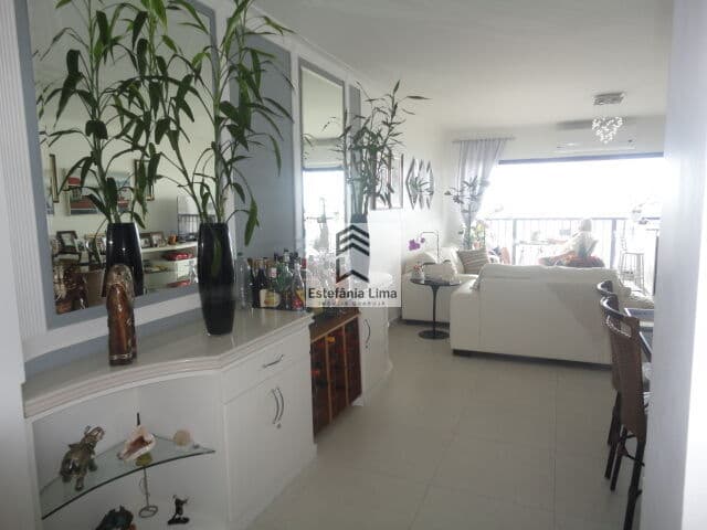 Apartamento Alto Padrão em Pitangueiras!!! 3 Quartos