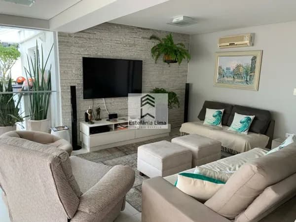 Cobertura em Pitangueiras - Locação Residencial