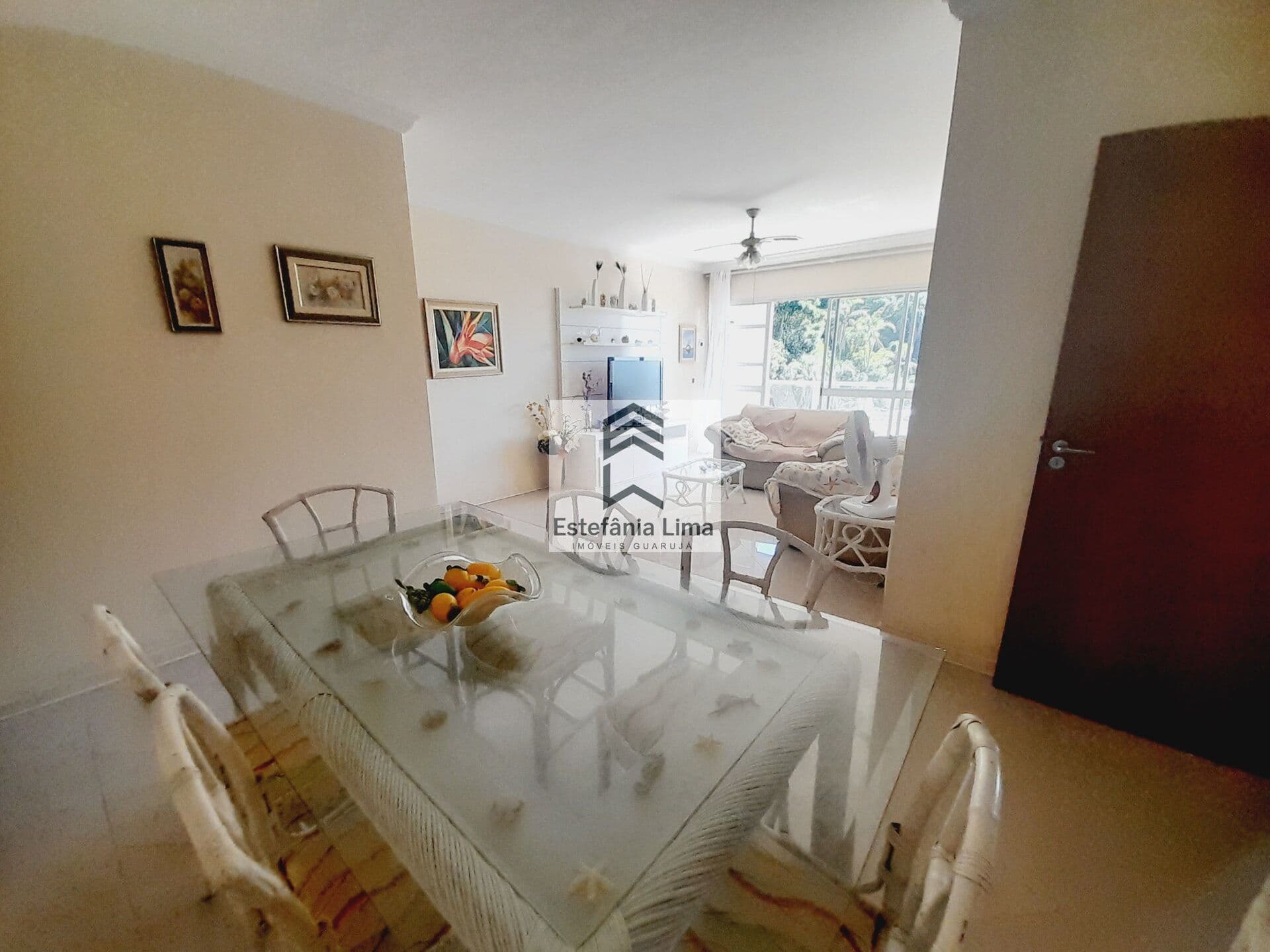 Apartamento em Pitangueiras 3 Dormitorios sendo 1 Suite