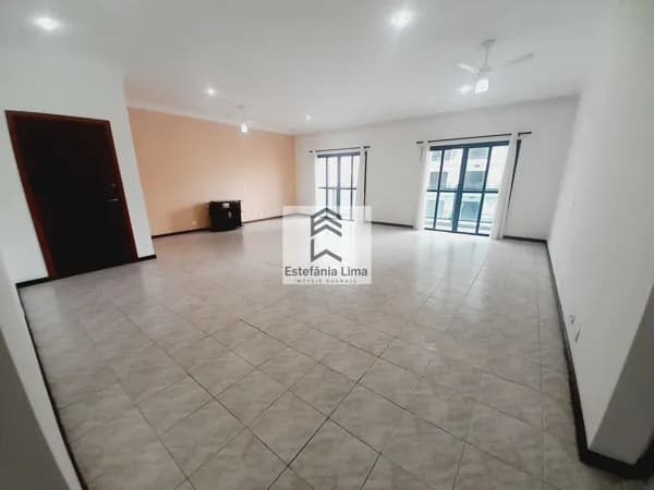 Apartamento em Pitangueiras - 3 Suites / 2 Vagas / Lazer
