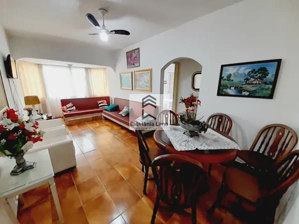 Apartamento 2 Dormitórios!!! 200 metros da Praia