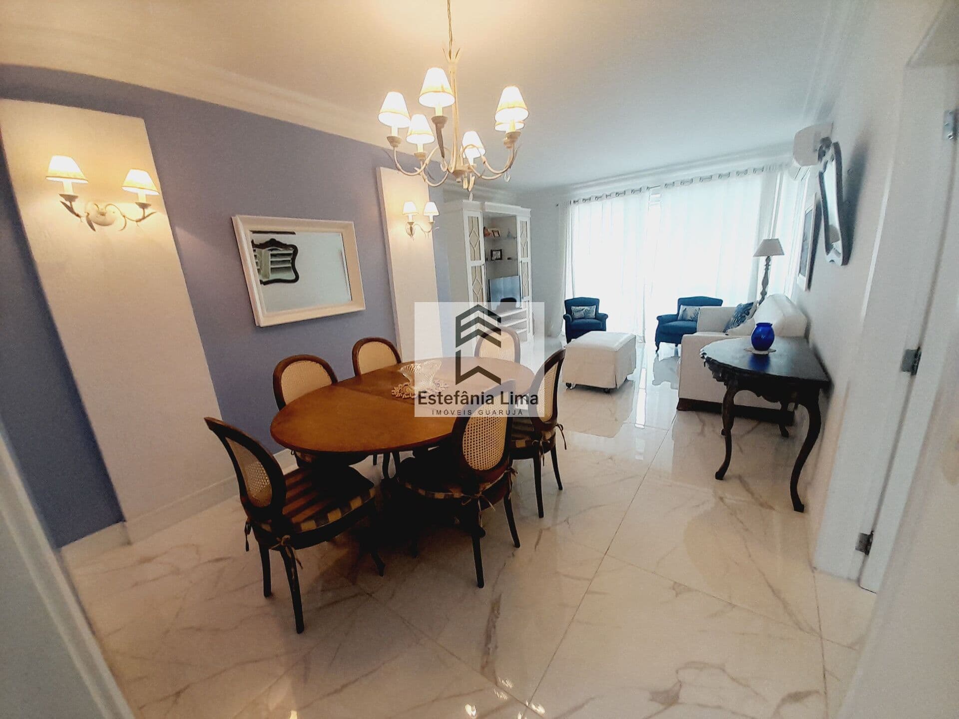 Apartamento em Pitangueiras 3 Dormitórios!!! 200 metros da Praia