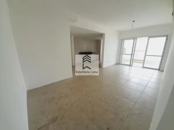 Apartamento Reformado em Pitangueiras!!! 3 Dormitórios sendo 1 Suíte
