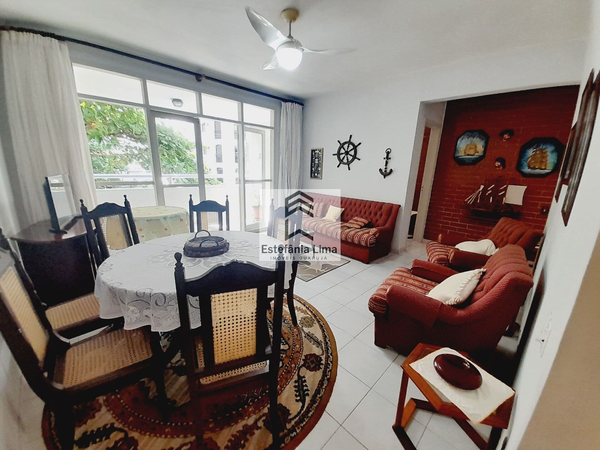 Apartamento em Pitangueiras 100 metros da Praia