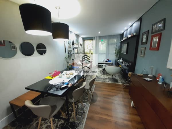 Apartamento com Sacada em Pitangueiras!!!